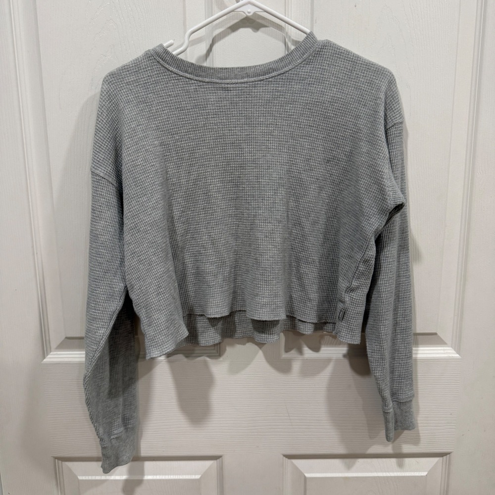 Tna Aritzia Grey Waffle Knit Cropped Long Sleeve Thermal Top XS WAF3-10002-29
